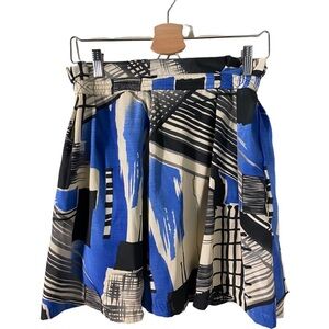 Forever 21 pleated flare mini skirt. Size M. Cute blue, black & cream.
